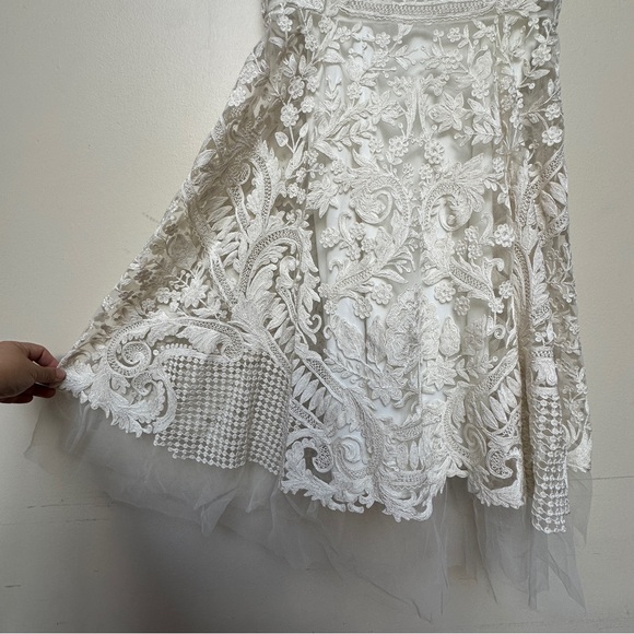 Pankaj & Nidhi White Lace Overlay Mini Dress Sheath Size 4 - Picture 4 of 13